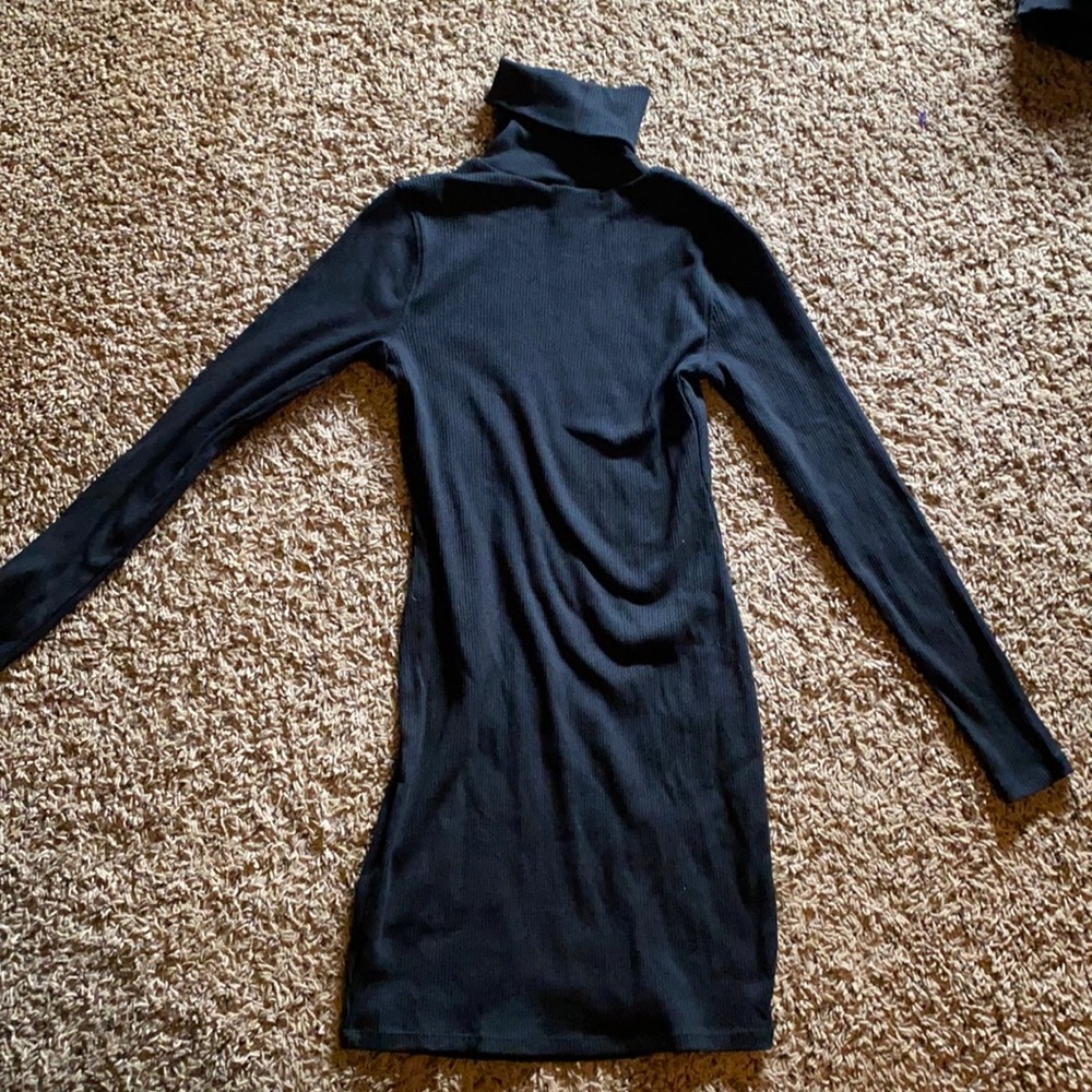 Turtle neck mini dress